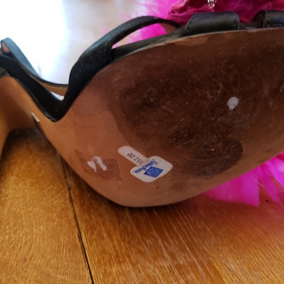 Badgley Mischka high heels pink boa shoes - Picture 4 of 5